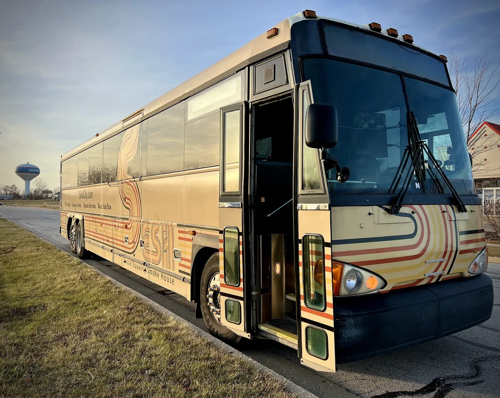 The SESH Bus